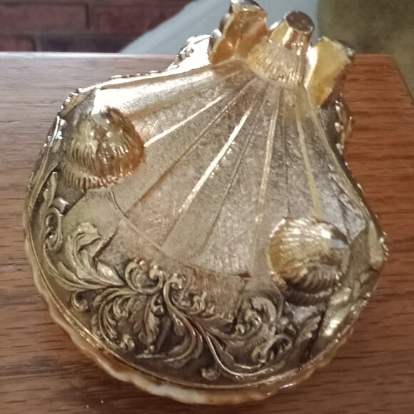 Shell-shaped Trinket Box - Picture 5 of 8